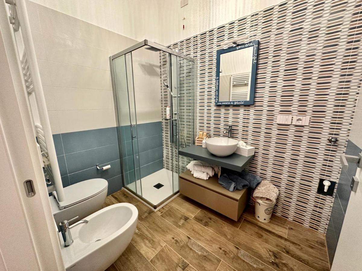 Bed Art Relaxing Suite - Appartamento Con Sauna Happiness Suite Gallery San Benedetto del Tronto Eksteriør billede