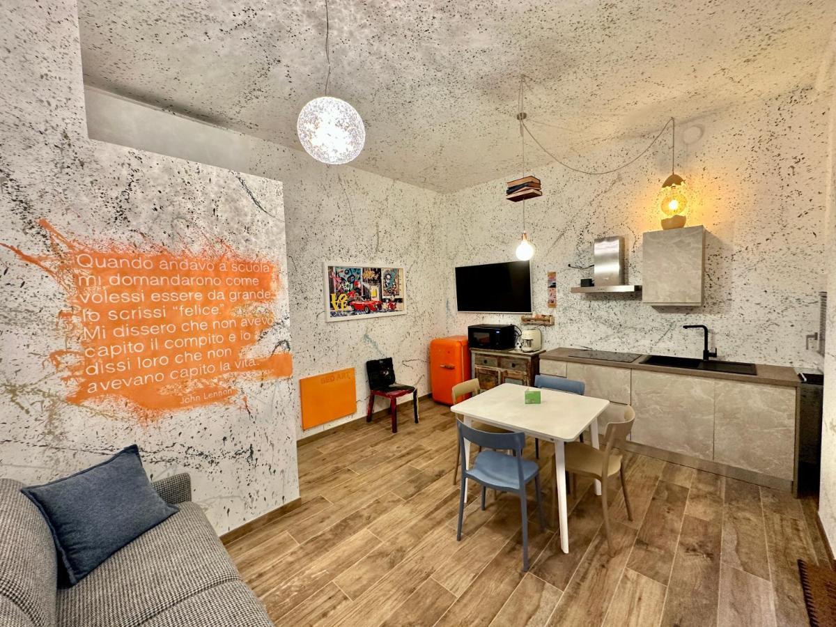 Bed Art Relaxing Suite - Appartamento Con Sauna Happiness Suite Gallery San Benedetto del Tronto Eksteriør billede